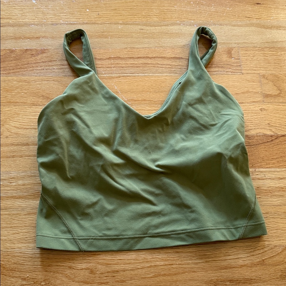 Lululemon align tank size 6, NWOT and no cups